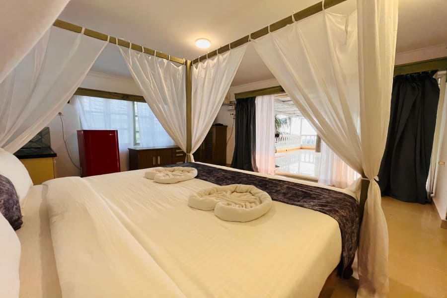 Sea view hotels in North goa