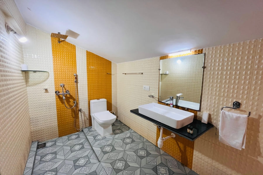 Sea view hotels in North goa