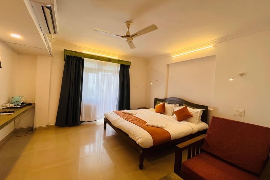Book goa hotels near beach