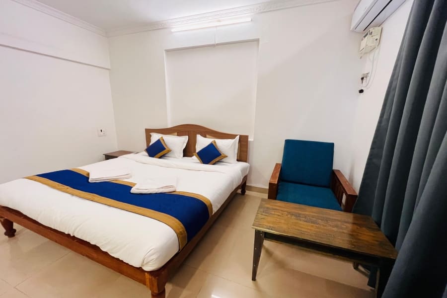 Family hotels in goa near beach